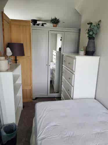 Small Dormer room for rent