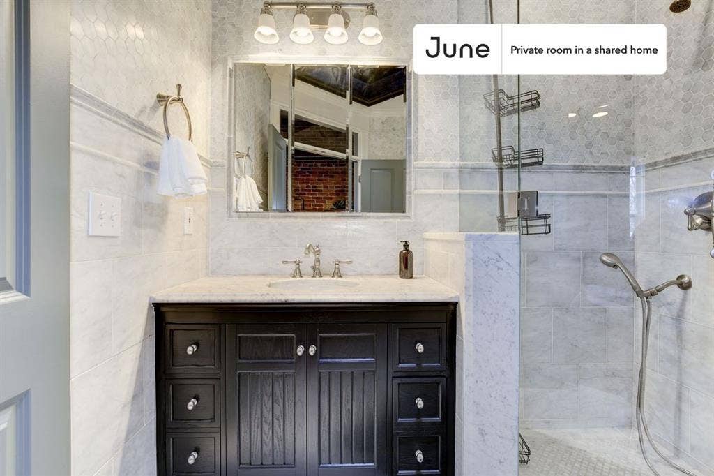 4 BR in Washington DC
