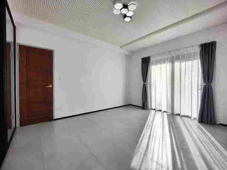 Private Room with Ensuite Bathroom