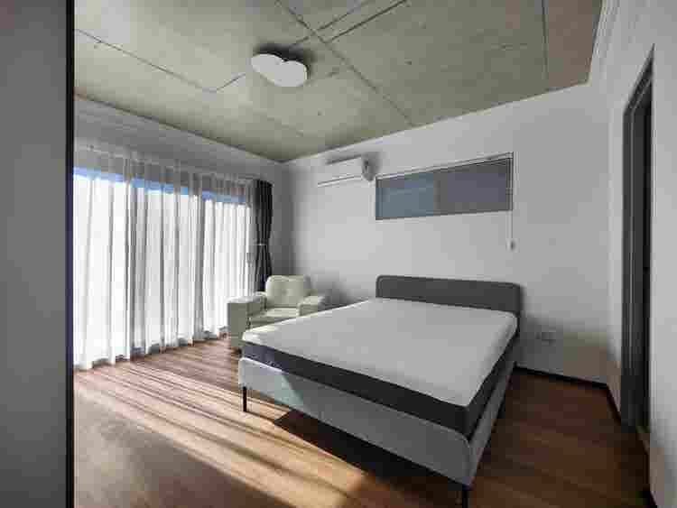 Private Room with Ensuite Bathroom