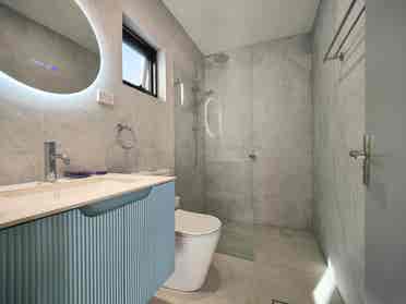 Private Room with Ensuite Bathroom