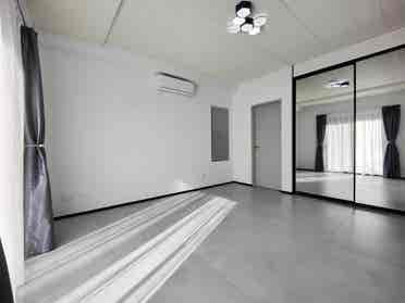Private Room with Ensuite Bathroom