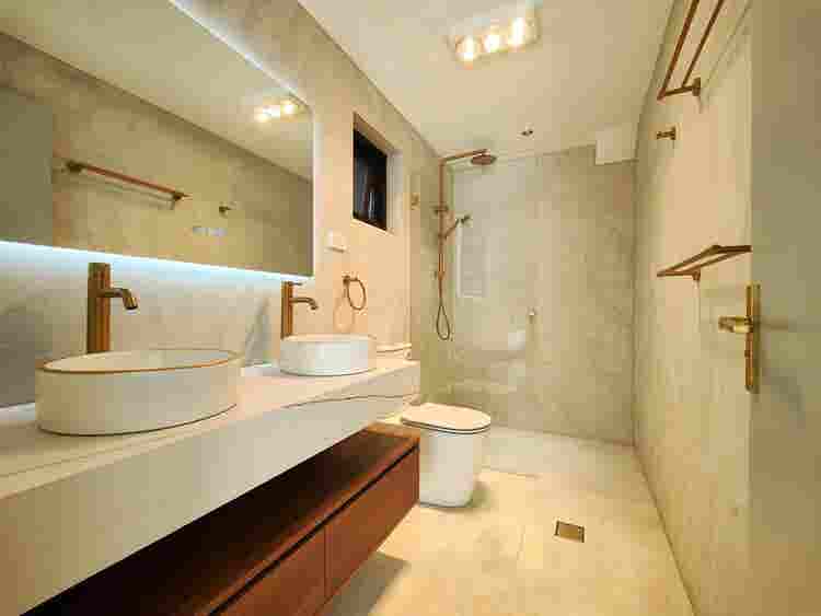Private Room with Ensuite Bathroom