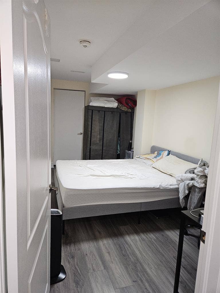 Newly built spacious walkout baseme