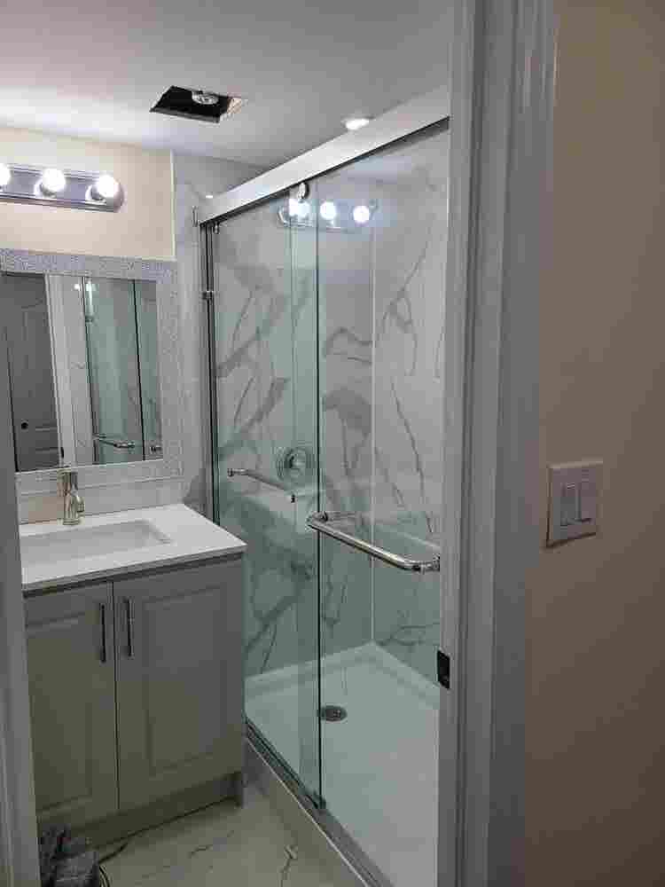 Newly built spacious walkout baseme