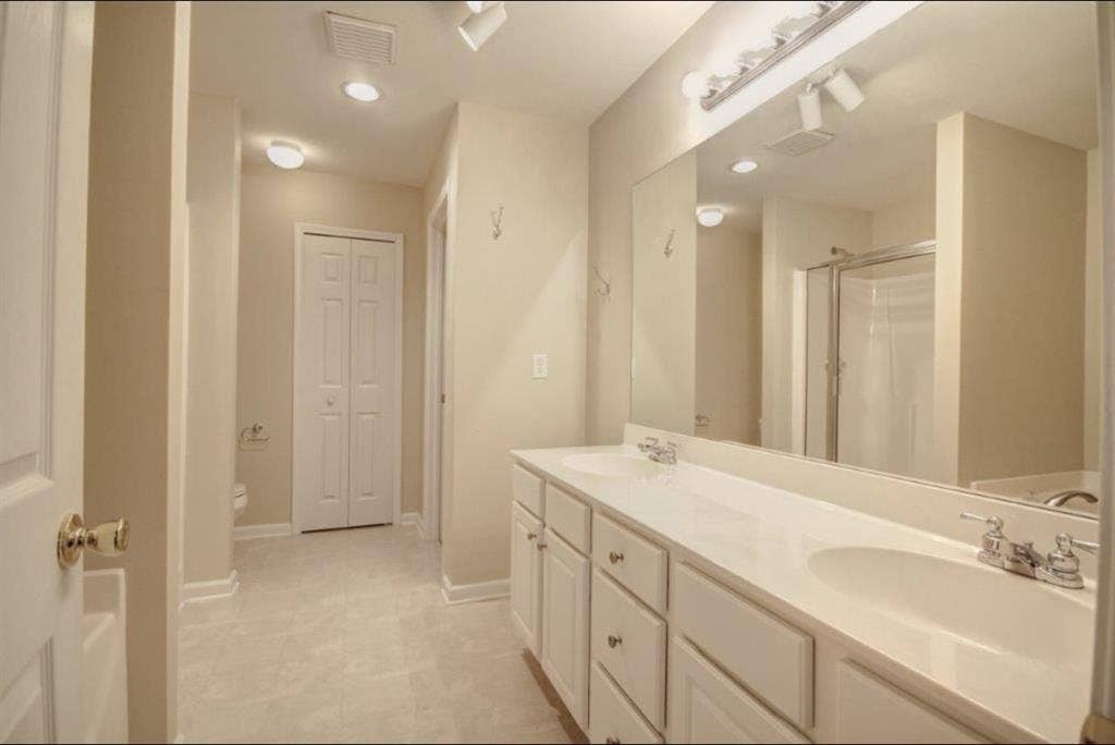 .5 Bathroom Townhouse