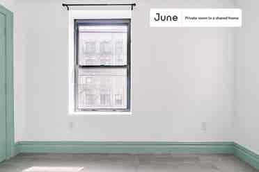 2 BR in New York City