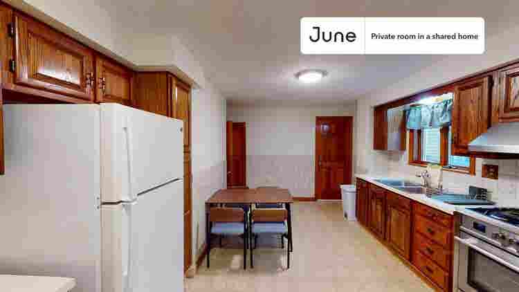 5 BR in Boston