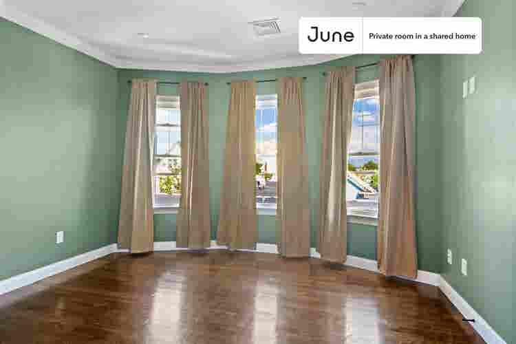4 BR in Boston