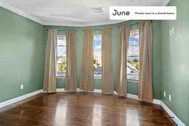 4 BR in Boston