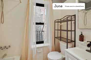 3 BR in New York City
