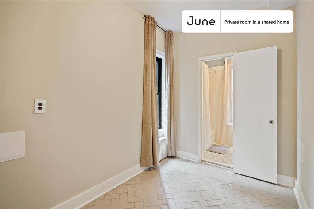 3 BR in New York City