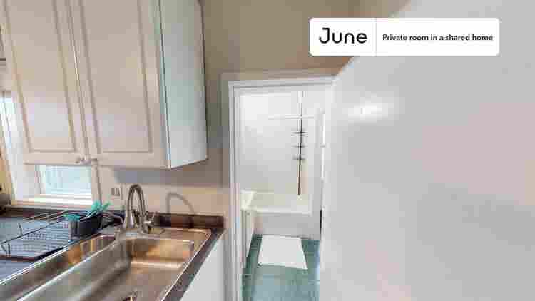 2 BR in Boston