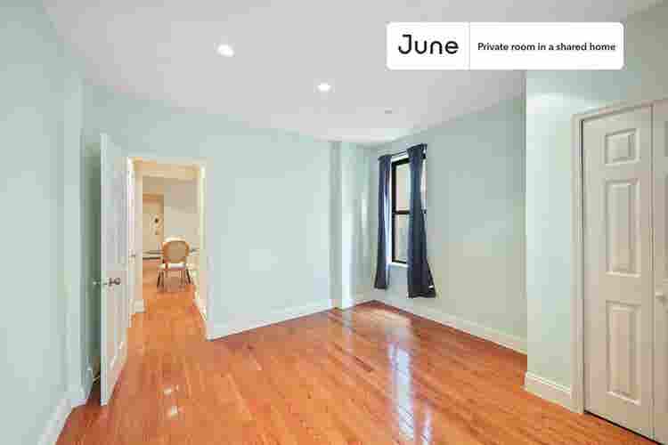 2 BR in New York City