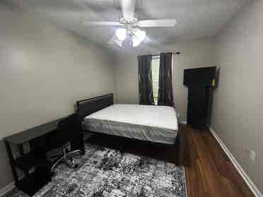 Furnished room in a 4BD/BA house