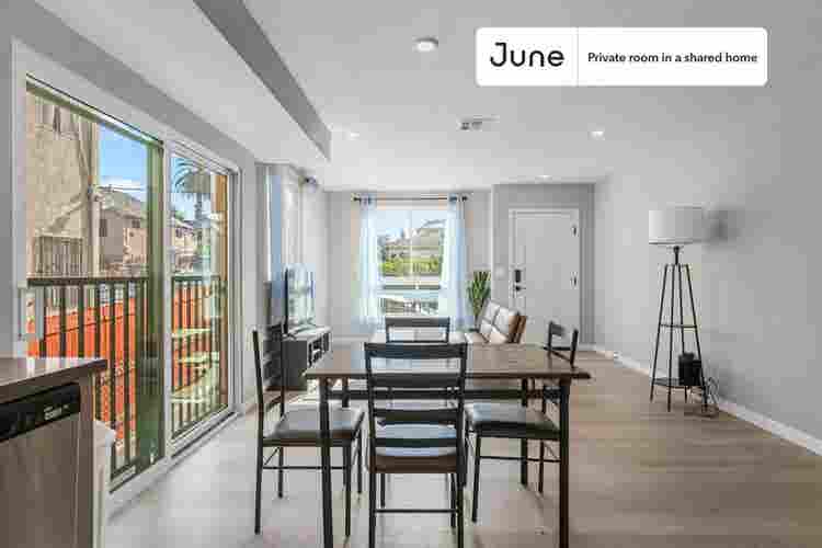5 BR in Los Angeles