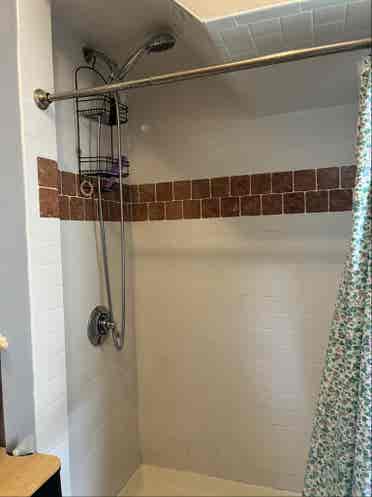 2 Bedroom Apartment In Somerville