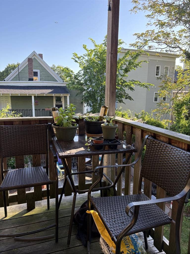 2 Bedroom Apartment In Somerville
