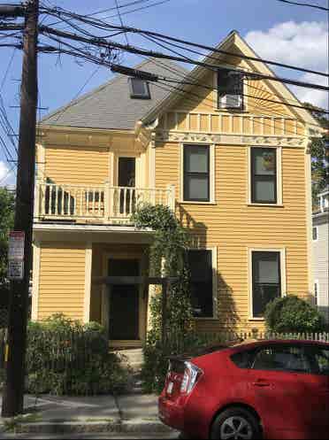 2 Bedroom Apartment In Somerville