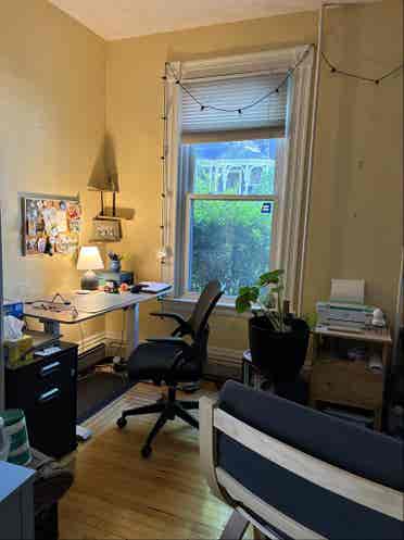 2 Bedroom Apartment In Somerville