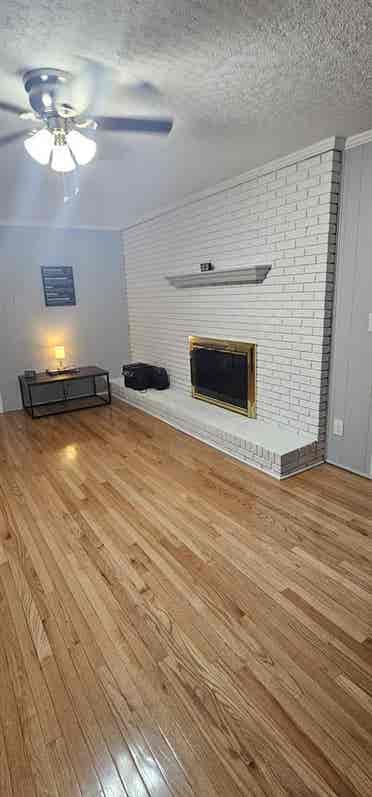 Room for Rent – Peggy Ln