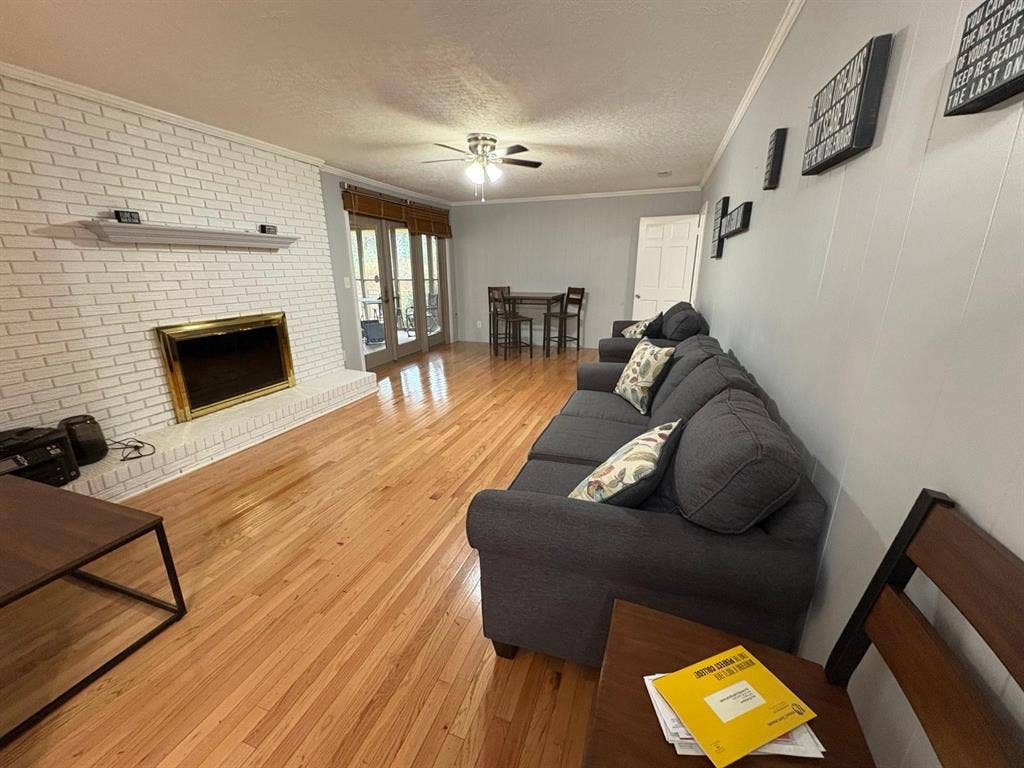 Room for Rent – Peggy Ln