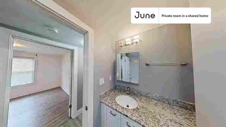 4 BR in Boston