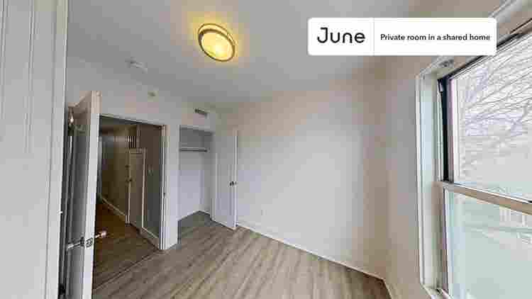 4 BR in Boston