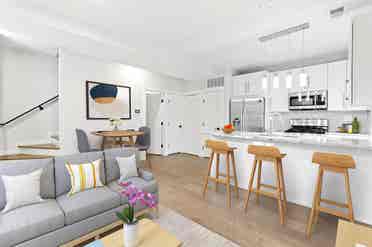3 BR in WASHINGTON