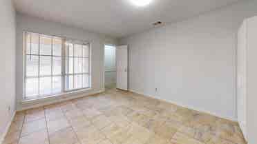 1 BR in Garland