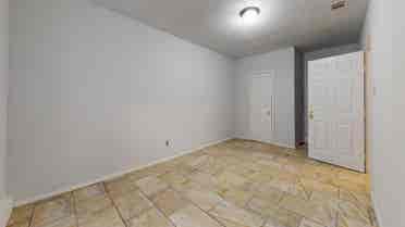 1 BR in Garland