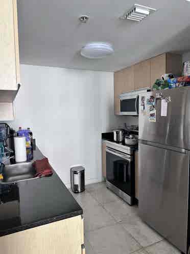 Bedroom for rent in Edgewater