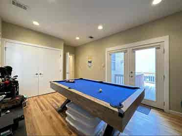 Bedroom in Southport/Lakeview