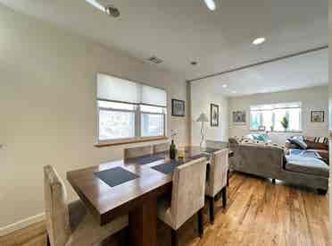 Bedroom in Southport/Lakeview