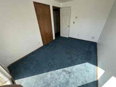 🏡 Private Room for Rent East Salem