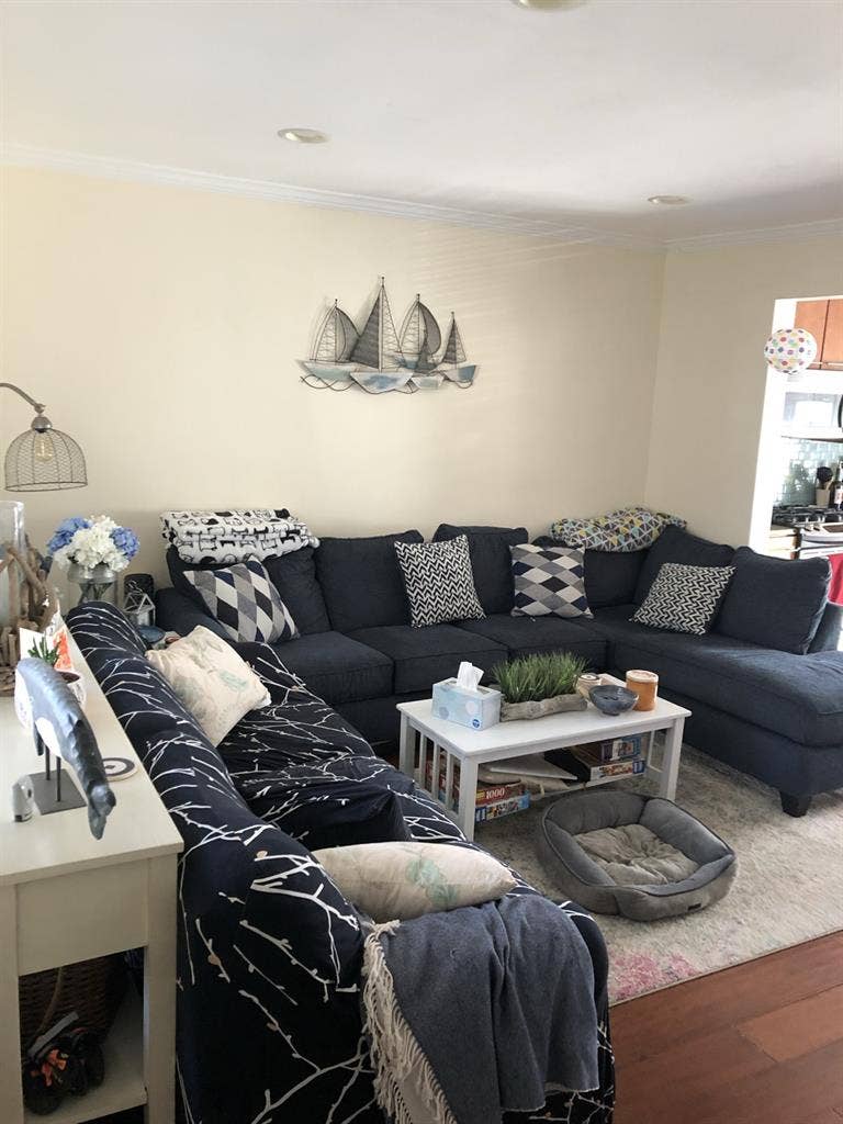 Room for Rent in Shared House