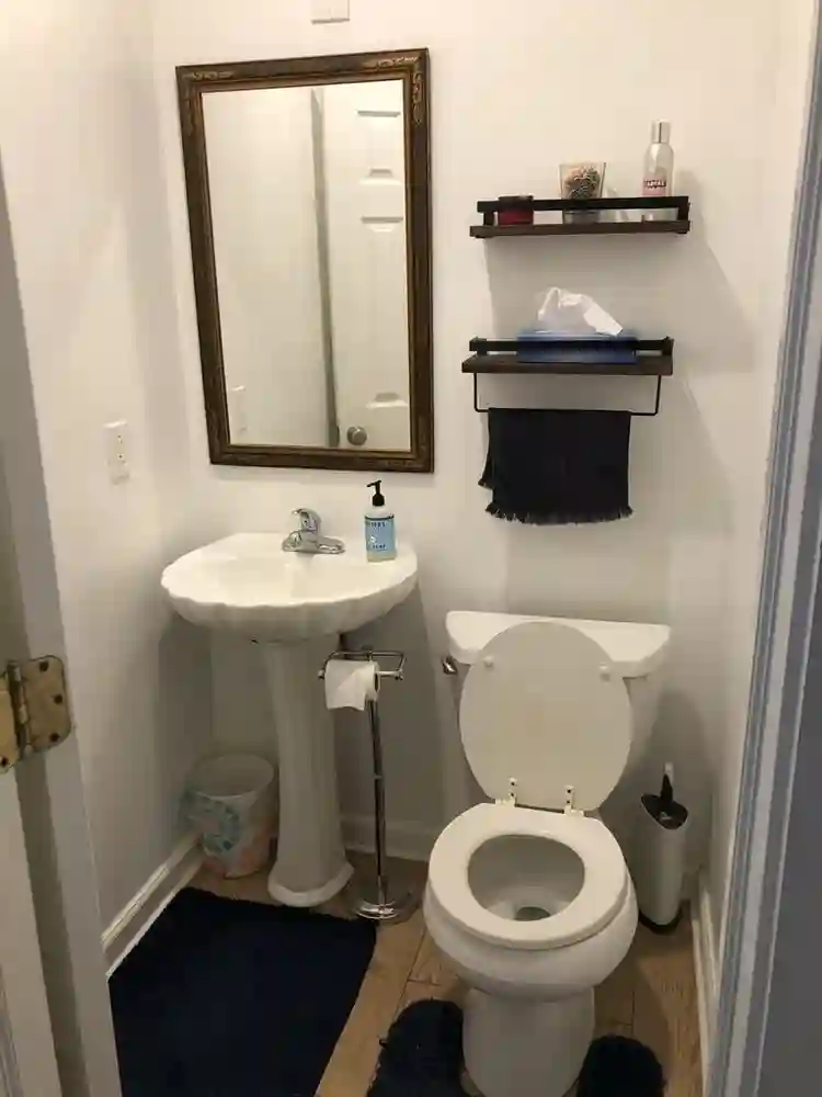 Room for Rent in Shared House