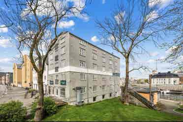 STUDIO APARTMENT - MIDTBYEN