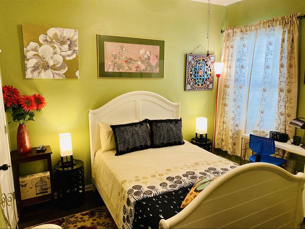 Fully furnished room for rent