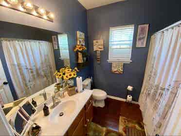 Fully furnished room for rent