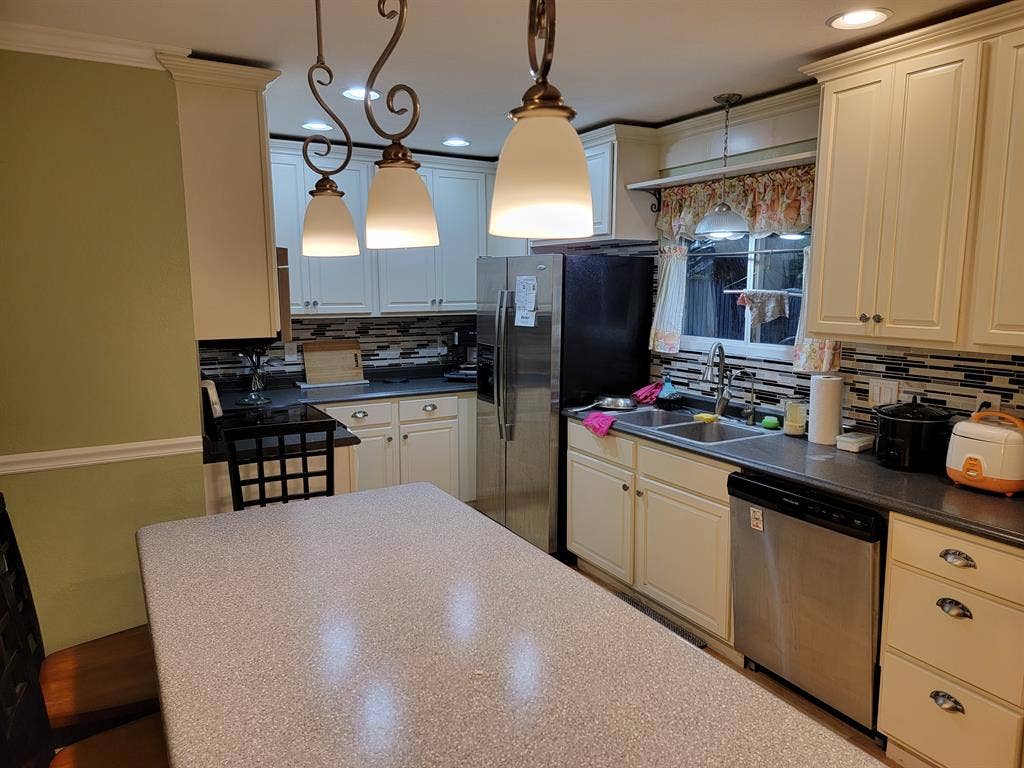 Modern single family ba home