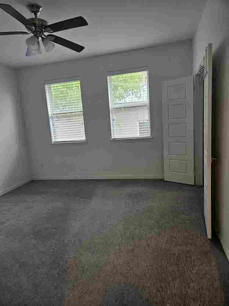 One Bedroom in a Townhouse