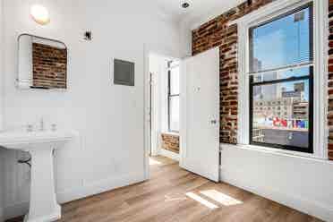 Affordable SF Private Room