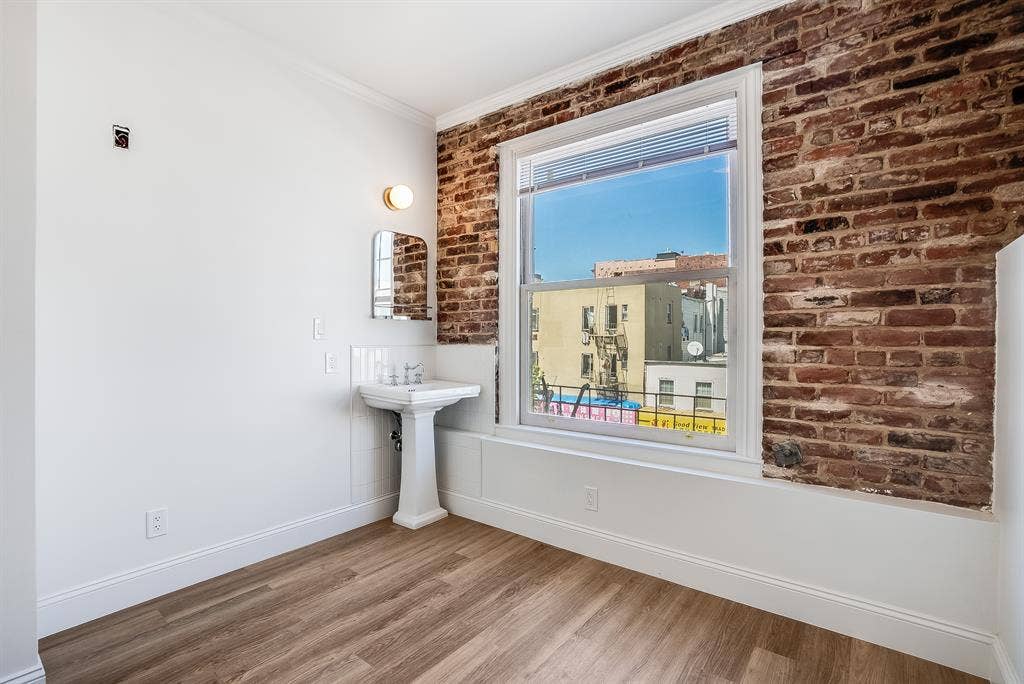 Affordable SF Private Room