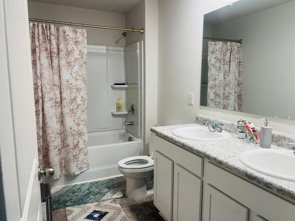 b furnished home for rent