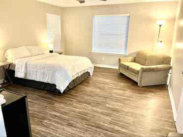 Studio Room #1 Next to ATL Airport