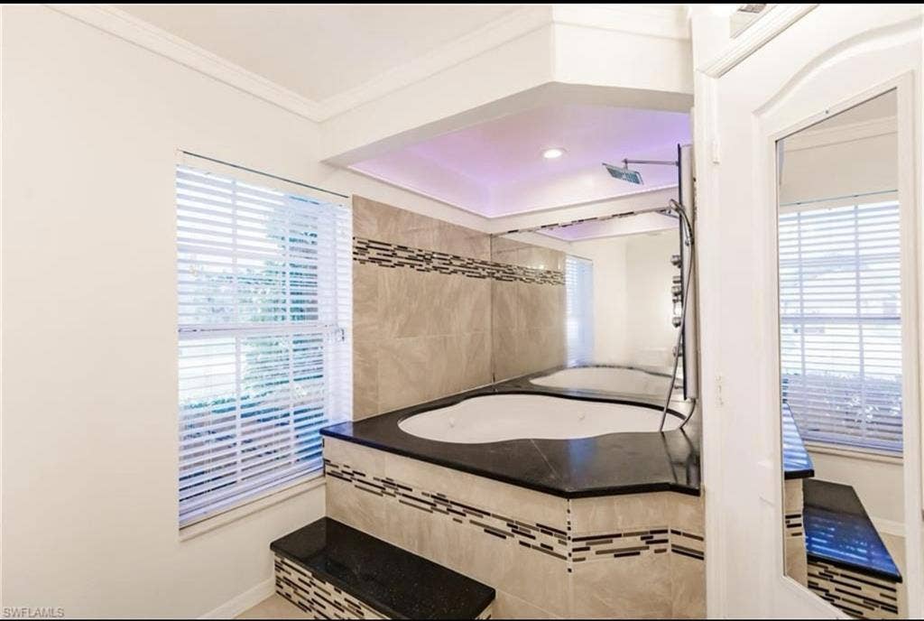 Master bedroom for rent
