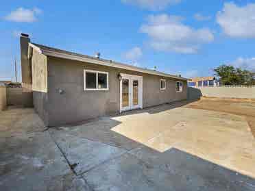 Home in a sought-after location!