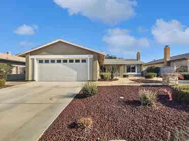 Home in a sought-after location!