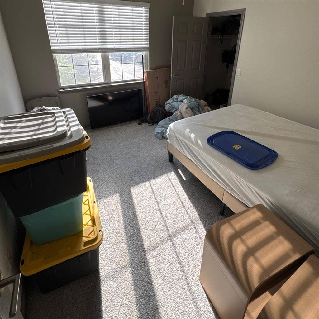 1 Bedroom/ Bathroom (not furnished)